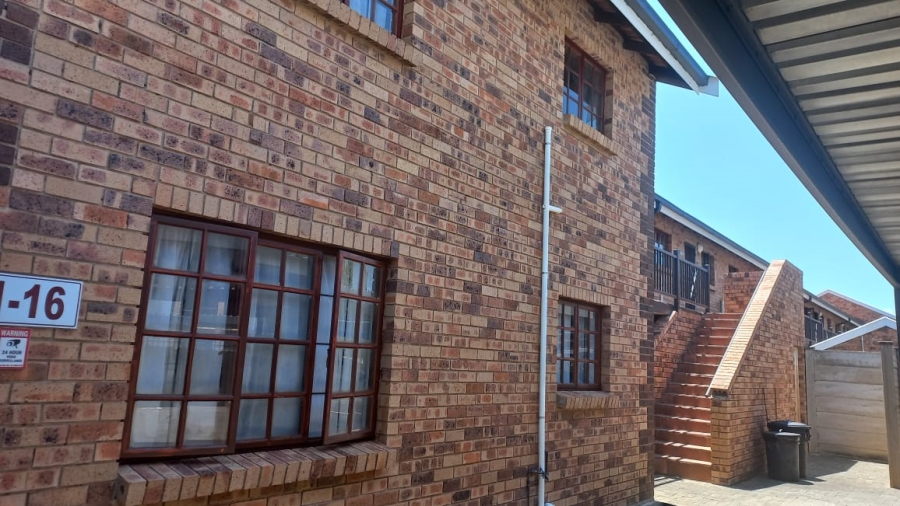 To Let 1 Bedroom Property for Rent in Brandwag Free State